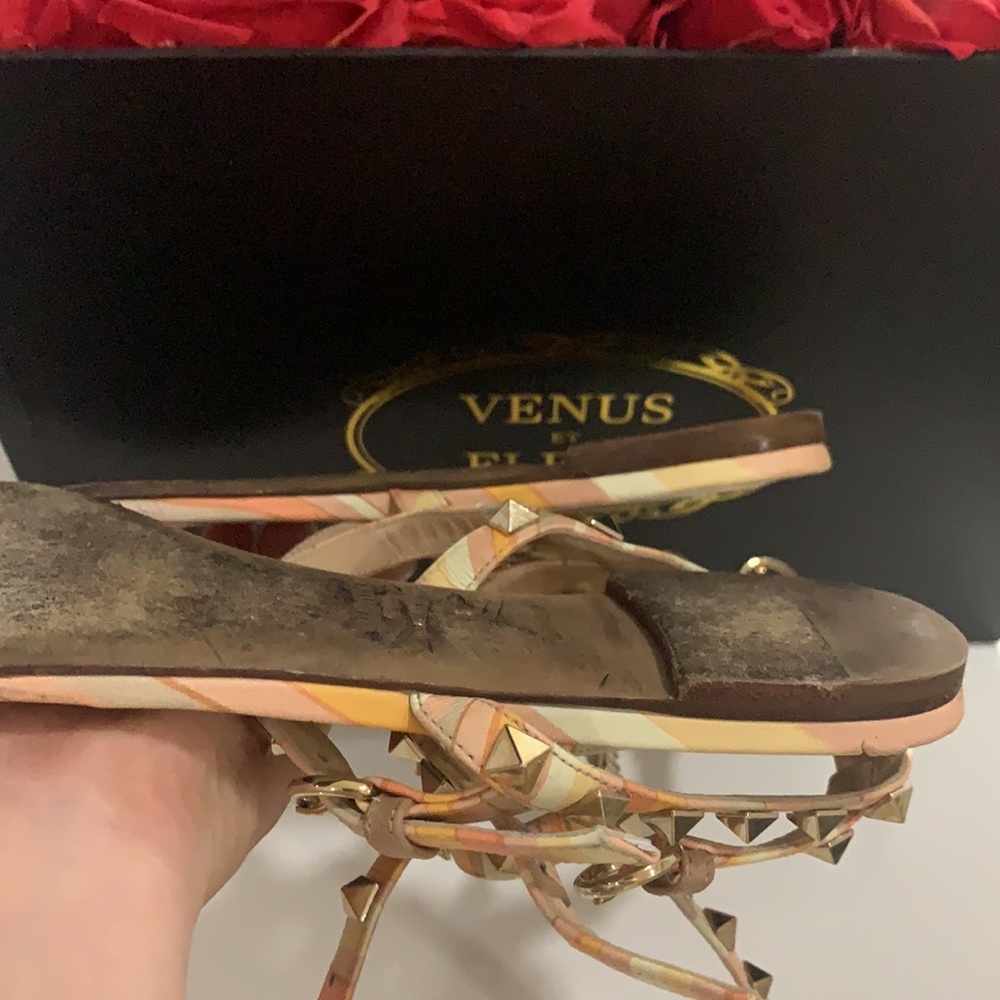 VALENTINO ROCKSTUD SANDAL - Picture 2 of 3